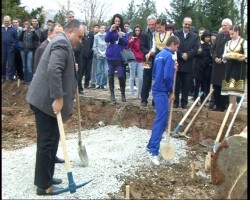 Започна строителството на  многофункционална спортна площадка в УКТЦ